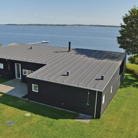 In Roslev With House Sea View Holiday home Oster Lyby